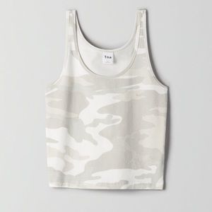 Aritzia | TNA Camo Crop Top